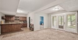 10726 N Tennessee Avenue, Kansas City, MO 64157