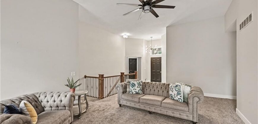 10726 N Tennessee Avenue, Kansas City, MO 64157