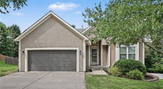 10726 N Tennessee Avenue, Kansas City, MO 64157
