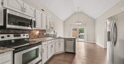 10726 N Tennessee Avenue, Kansas City, MO 64157