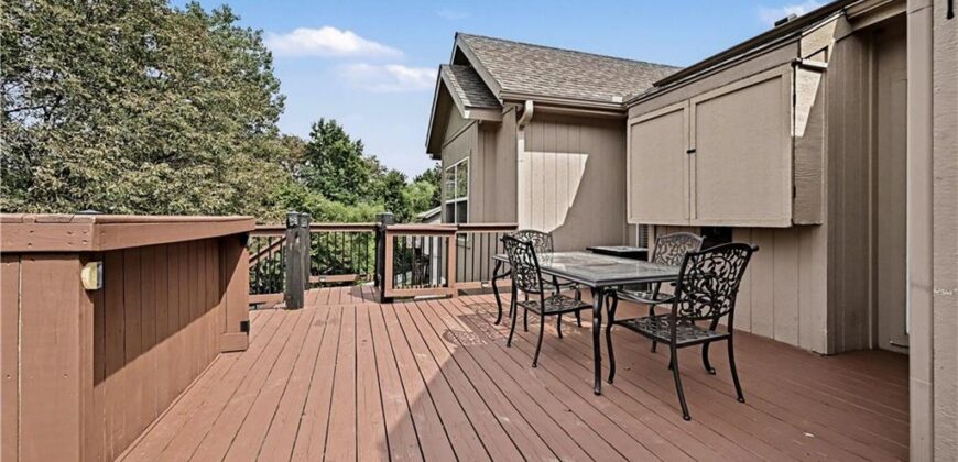 10726 N Tennessee Avenue, Kansas City, MO 64157