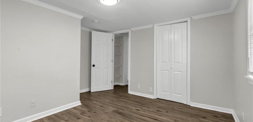3820 N Brighton Avenue, Kansas City, MO 64117