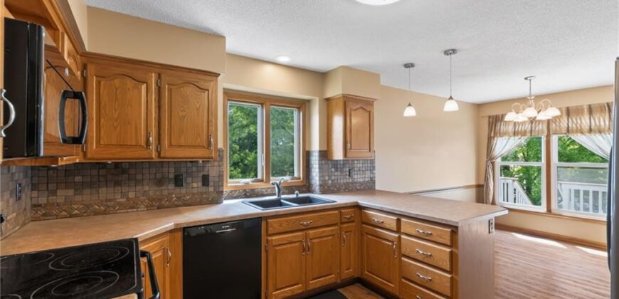 1303 NE 103rd Street, Kansas City, MO 64155