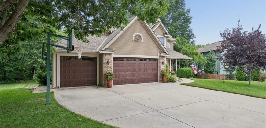 1721 Parkside Drive, Liberty, MO 64068