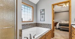 1721 Parkside Drive, Liberty, MO 64068