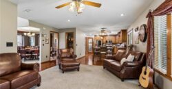 1721 Parkside Drive, Liberty, MO 64068