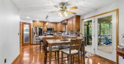 1721 Parkside Drive, Liberty, MO 64068