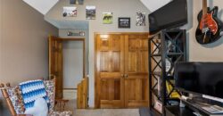 1721 Parkside Drive, Liberty, MO 64068