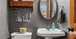 1721 Parkside Drive, Liberty, MO 64068