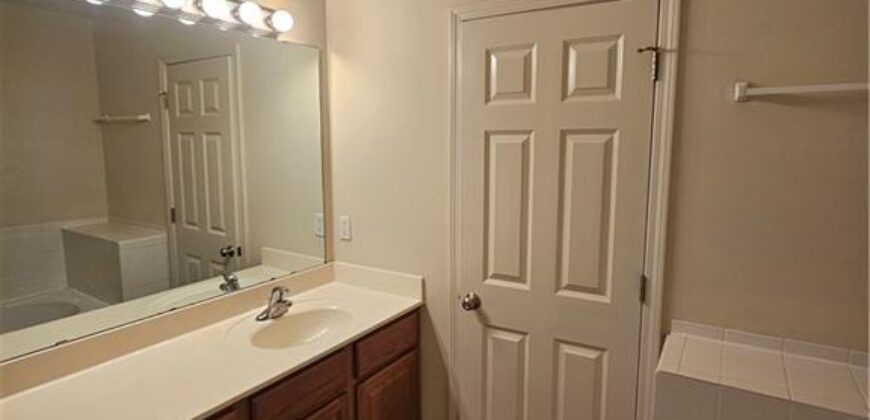 8822 Timber Creek Lane, Pleasant Valley, MO 64068