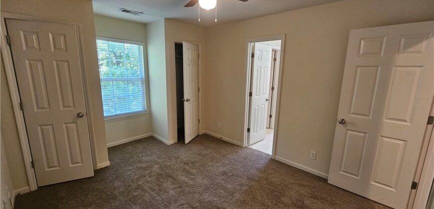 8822 Timber Creek Lane, Pleasant Valley, MO 64068
