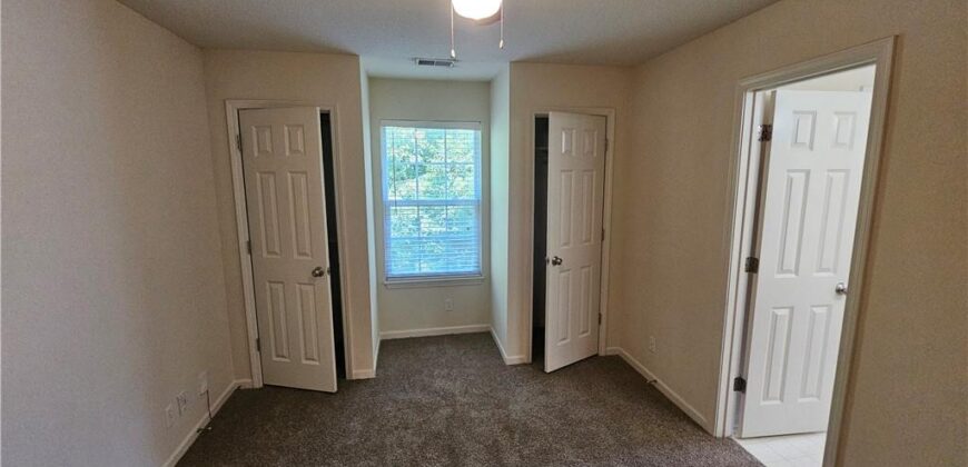 8822 Timber Creek Lane, Pleasant Valley, MO 64068