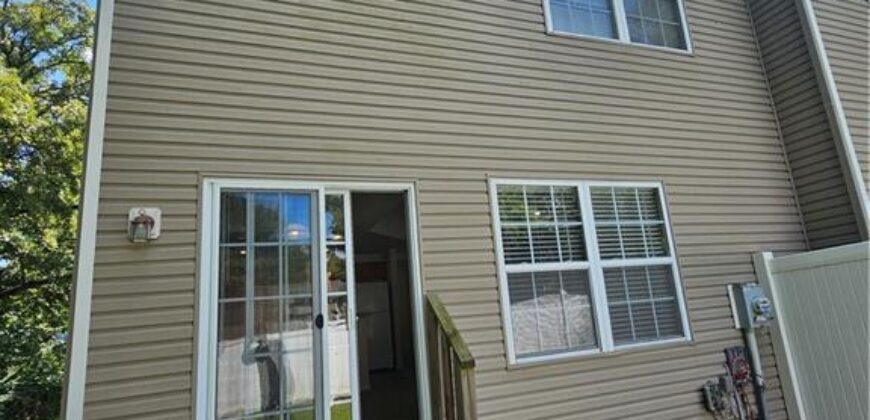 8822 Timber Creek Lane, Pleasant Valley, MO 64068