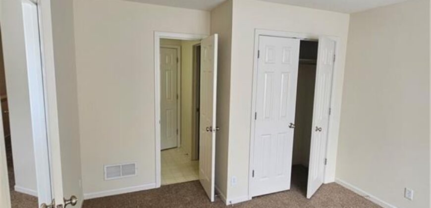 8822 Timber Creek Lane, Pleasant Valley, MO 64068
