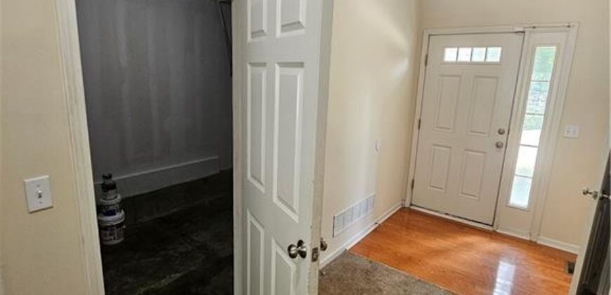8822 Timber Creek Lane, Pleasant Valley, MO 64068