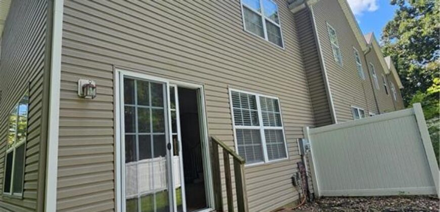 8822 Timber Creek Lane, Pleasant Valley, MO 64068