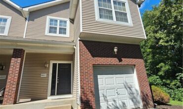8822 Timber Creek Lane, Pleasant Valley, MO 64068