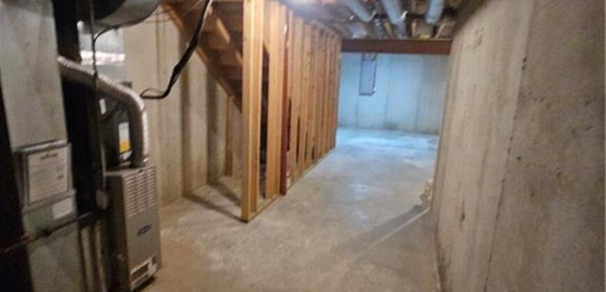 8822 Timber Creek Lane, Pleasant Valley, MO 64068