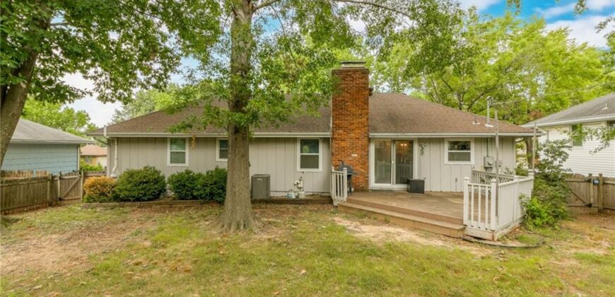1713 NE 69th Terrace, Gladstone, MO 64118