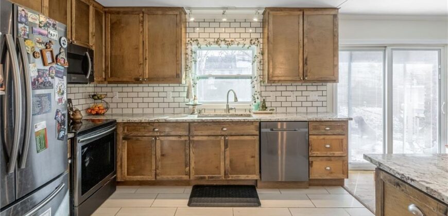 1713 NE 69th Terrace, Gladstone, MO 64118