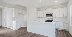 10704 N Richmond Avenue, Kansas City, MO 64157
