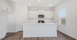 10704 N Richmond Avenue, Kansas City, MO 64157