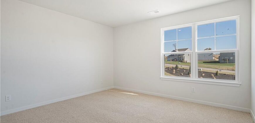10704 N Richmond Avenue, Kansas City, MO 64157