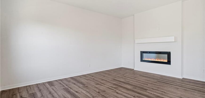 10704 N Richmond Avenue, Kansas City, MO 64157
