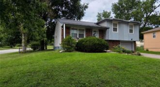 5200 NE 56th Place, Kansas City, MO 64119