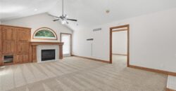 7907 N Cherry Street, Kansas City, MO 64118