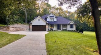 7355 NW Brightwell Road, Parkville, MO 64152