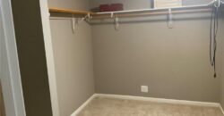 8543 N Robinhood Avenue, Kansas City, MO 64154
