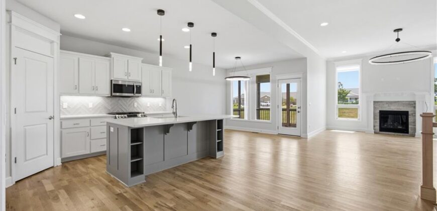 1905 NE 111th Court, Kansas City, MO 64155