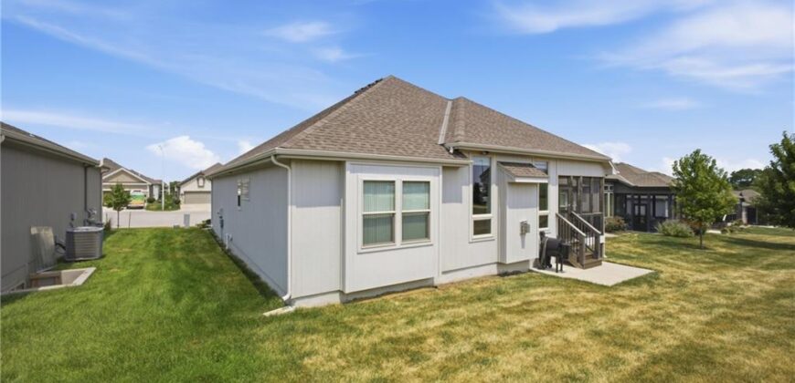 1905 NE 111th Court, Kansas City, MO 64155