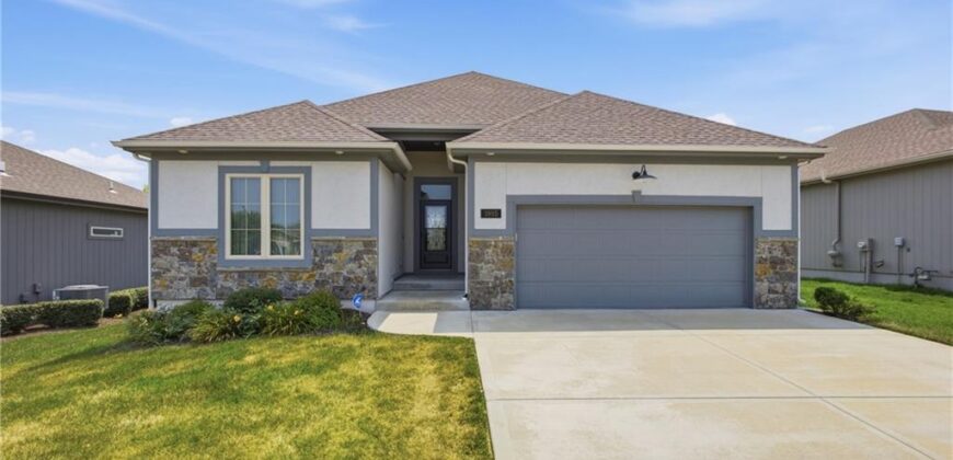 1905 NE 111th Court, Kansas City, MO 64155