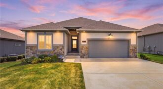 1905 NE 111th Court, Kansas City, MO 64155