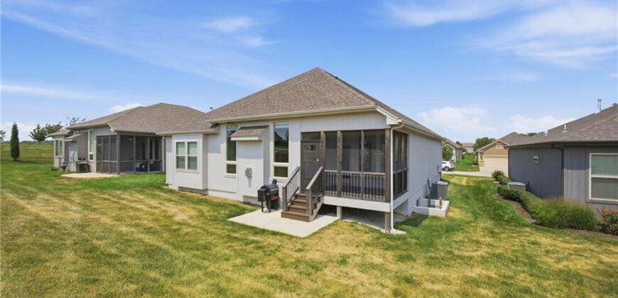 1905 NE 111th Court, Kansas City, MO 64155