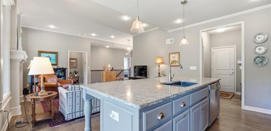 11111 N Euclid Avenue, Kansas City, MO 64155