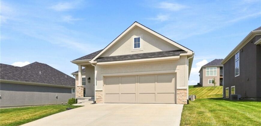 11229 Brome Drive, Kearney, MO 64060