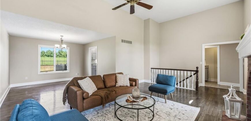 27290 Stephanie Lane, Weston, MO 64098