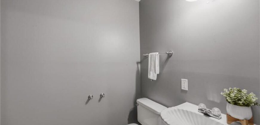 27290 Stephanie Lane, Weston, MO 64098