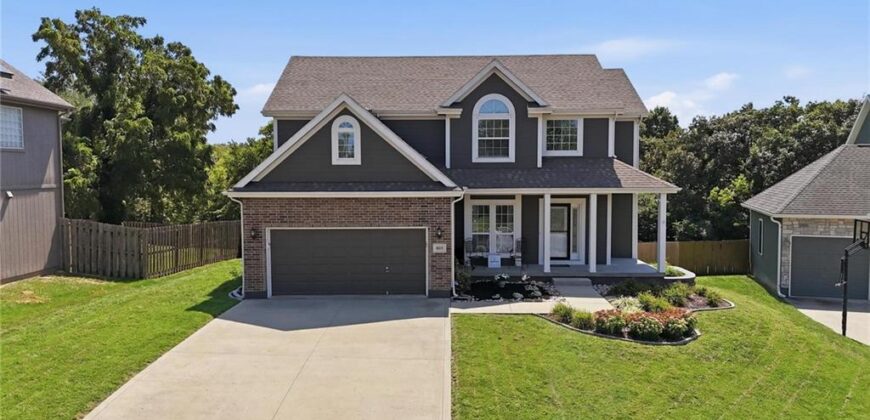 805 N Cherry Lane, Smithville, MO 64089