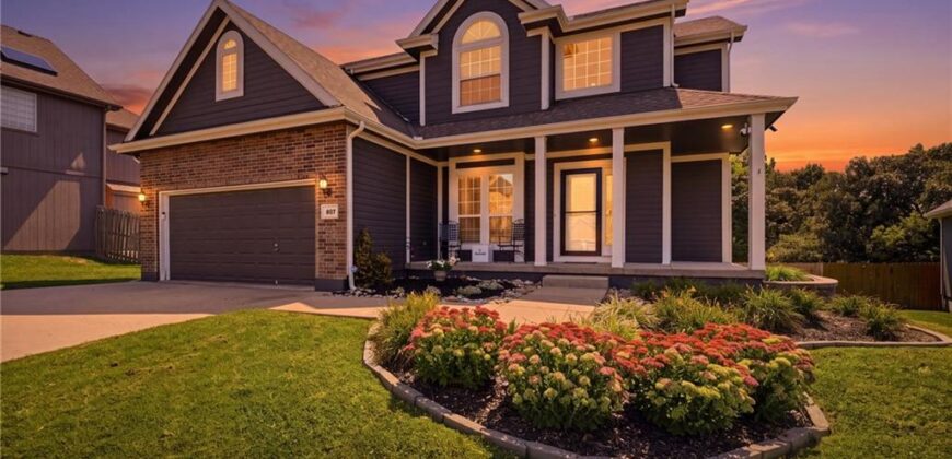 805 N Cherry Lane, Smithville, MO 64089