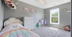 805 N Cherry Lane, Smithville, MO 64089