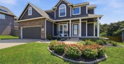 805 N Cherry Lane, Smithville, MO 64089