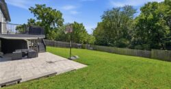 805 N Cherry Lane, Smithville, MO 64089