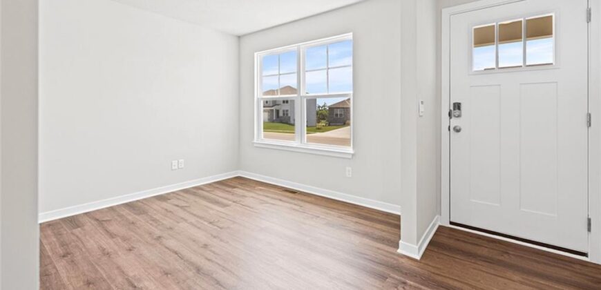 10612 N Richmond Avenue, Kansas City, MO 64157