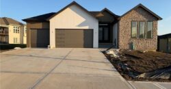 8409 NW 90th Terrace, Kansas City, MO 64153