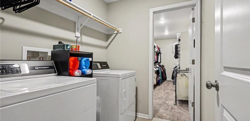 17605 Grey Hawke Ridge, Smithville, MO 64089