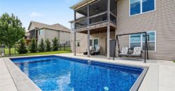 17605 Grey Hawke Ridge, Smithville, MO 64089